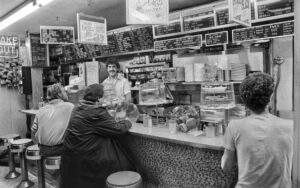 The Tasty, a tiny diner in Harvard Square that was in business for over 80 years, served everyone from the homeless to Harvard professors.Photo/Wikimedia Commons
